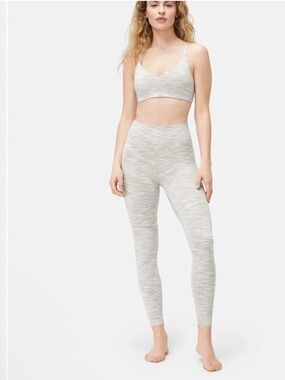 Outdoor Voices Flow 7/8 Leggings in Oatmeal